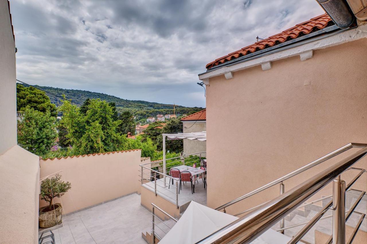 Apartments Ljubica Veli Lošinj Εξωτερικό φωτογραφία